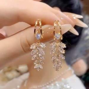 (Bebas beli 2 dapat bonus) H-Girl888 A59 COD Anting juntai daun original wanita titanium Korea Anti karat anti luntur