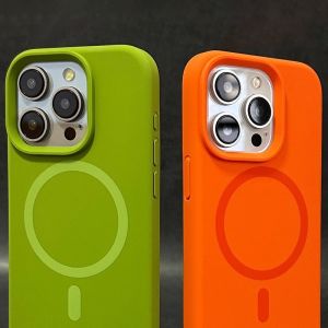 เคสโทรศัพท์ซิลิโคนเหลวทางการสำหรับ iPhone 16 15 14 13 12 Pro Max 16 Plus ชาร์จไร้สายแม่เหล็กที่มีฝาปิดเต็มเคสกันกระแทกกันกระแทก