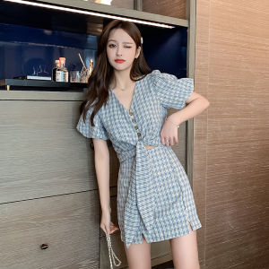 Design Sensation Small Audience V-neck Checkered Wrap around Mini Skirt Two-piece Set Summer Fashion Womens Ensemble