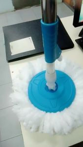 ไม้ถูพื้น ไม้ม็อบ ไม้ถูพื้นด้ามสแตนเลส พร้อมผ้าไมโครไฟเบอร์