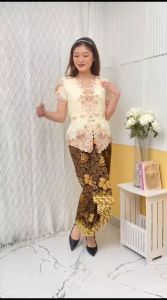 Atasan Kebaya Encim Brokat Bordir Lengan Pendek Model Tulip