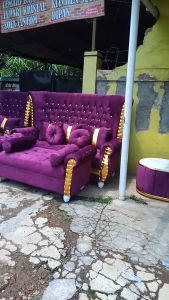 Sofa syahrini sandaran tinggi / sofa terbaru model mewah ukuran 3 1 1 seater variasi polet emas