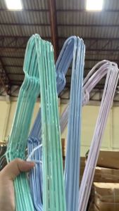 BLUE WHALE ไม้แขวนเสื้อเหล็กไร้สนิม เคลือบซีลิโคน มีทั้งชุด 1 แพ็ค และ 2 แพ็ค 1แพ็คมี 10 ชิ้น มีให้เลือกถึง 10 สี พร้อมจัดส่งในไทย