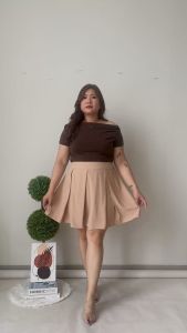 Short Pants Wanita Jumbo Silky Soft Pilihan Tepat untuk Hari yang Panas