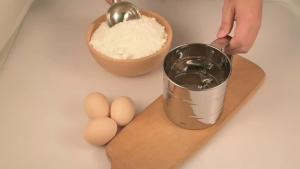 1pc Stainless Steel Flour Sifter For Baking Powder Sugar Shaker With Hand Press Design Fine Mesh Flour Sifter Sieve