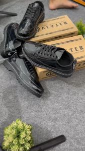 VESTER - Sepatu Formal Docmart Pria Hitam Kilap Glossy / Sepatu Pantofel Kerja Casual Pria Terbaru