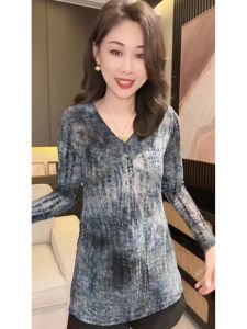 Áo Thun Nữ Dài Vừa Phải Màu Khối Thời Trang Mùa Xuân Thu Ôm Vừa Vặn Tay Dài Cổ Chữ V Áo Thun Cotton Phong Cách Đường Phố