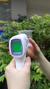 Nhiệt Kế Điện Tử Hồng Ngoại Đo Trán Có Màn Hình LCD