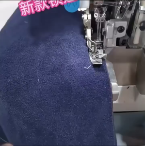 Đế dán nhựa dán sẵn có keo dùng cho chân vịt máy vắt sổ 4 chỉ 5 chỉ được sử dụng trong nghành may