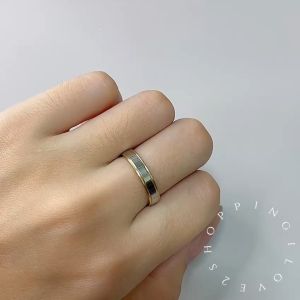 (Rg12) 4/6mm Titanium steel ring hand jewelry fashionable golden stainless steel glossy surface