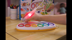 Crayola Magic Light Brush - Color Wonder Mess Free - Washable - Safe & Non Toxic - For Age 3+