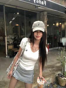 New Autumn Fashionable Slim Fit V-neck Short-sleeve Sweater