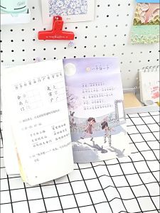 Que chỉ bảng cho giáo viên hình ngón tay giáo cụ dạy học tiếng anh đồ dùng học tập có thể thu gọn và kéo dài