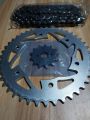 RUSI KRY 150/200  SPROCKET/CHAIN SET (13/43T/520). 