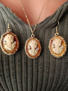 Victorian Cameo Lady Gold Plated Pendant Prongset Jewelry Set Earrings and Necklace