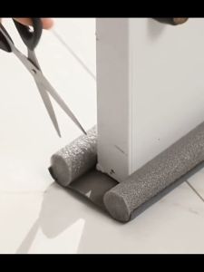 ช่องบานประตู 96*5.5CM กันแมลง กันแอร์ออก กันฝุ่นแมลงกันลม ที่กั้นประตู พร้อมส่ง