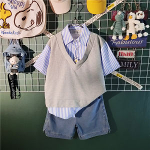 Summer Handsome Striped Fake Two Pieces Shirt Outfit Mens Fancy Loose Short Sleeve Shorts Two-piece Set Mens Suit