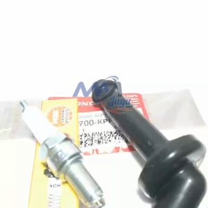 Aksesoris Motor CB150R: Tutup Busi cb150r old & Busi NGK CPR6EA