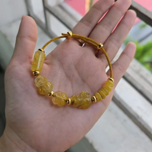 Q2005 Vòng lu thống ngũ điếu cỏ 4 lá hồ ly tỳ hưu Thạch Anh Tóc Vàng cho mệnh Thổ và Kim - Phong Thuỷ TUDO