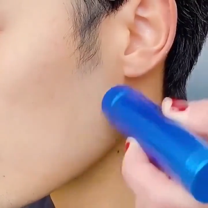 Compact & Convenient Electric Razor for Men - USB Rechargeable Wet & Dry Easy One-Button Use - Perfect for Home Car & Travel!