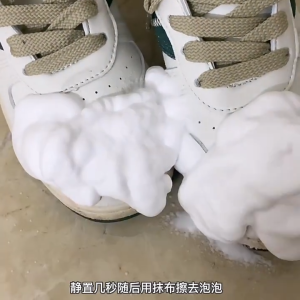 White shoe cleaner Shoe stain remover and whitener Rich in foam No need for water washing Remove stains and dirt