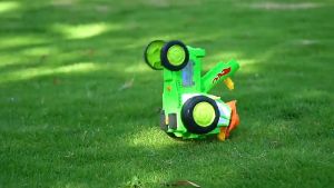 MAINAN MOBIL-MOBILAN FUNNY DANCING JUMPING CAR / MOBIL "MATERS" FILM CARS