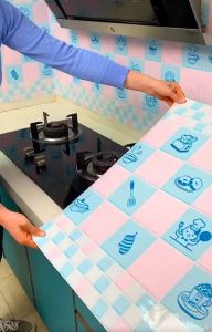 【ขนาดที่มีจำหน่าย】สติกเกอร์ ติดห้องครัว แผ่นกันน้ำมันกระเด็น หินอ่อน กันน้ำ กันเชื้อรา สติ๊กเกอร์ ผนัง ทนความร้อน ลอกออกไม่ทิ้งคราบกาว