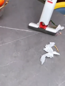 【ส่งจากกทม|พร้อมสต็อก】 ไม้ถูพื้นมินิอเนกประสงค์พร้อมการดูดซับน้ำที่แข็งแกร่ง หัวไม้ฝ้ายหมุนได้ การออกแบบแบบแขวน และหัวแปรงแบบเปลี่ยนได้