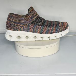 Prelesty Sepatu Hiking Pria Casual Slip On Tanpa Tali Gunung Outdoor Tracking Cowok Sepatu Mendaki Anti Licin Keren Touring Kekinian 390