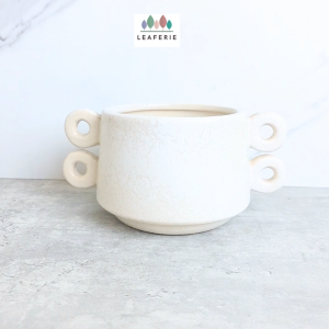 The Leaferie Aki plant pots. flowerpot . flowerpots . flower pot . planter . planters . Ceramic