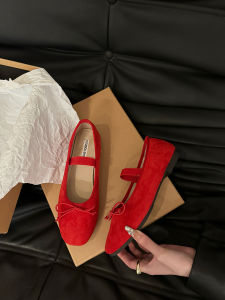 รองเท้าบัลเล่ต์ส้นแบนสีดำ Mary Janes สไตล์ฝรั่งเศส รองเท้าบัลเล่ต์สีแดง รองเท้าผีเสื้อสุดหรู รองเท้าแฟชั่นฤดูใบไม้ผลิและฤดูใบไม้ร่วง