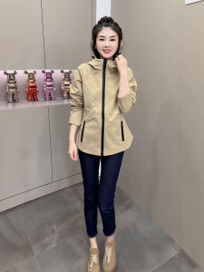 Thickened Cotton Parka Jacket Womens Short Style Windproof Zipper Pocket Slim Fit Long Sleeve Hooded Coat Autumn New Arrival