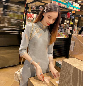 ชุดกี่เพ้าแขนยาวสไตล์ย้อนยุคสำหรับผู้หญิงวัย 18-25 ปี ฤดูใบไม้ผลิและฤดูร้อน ชุดเดรสยาวทรงสลิมฟิตคอวี