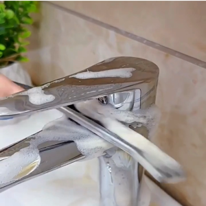 Sikat Pembersih Celah Gagang Besi Panjang Multifungsi Pembersih Ubin Keramik Sudut Celah Jendela