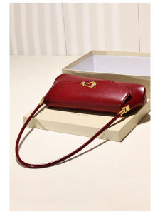 French Style Underarm Bag Commuter Baguette Shoulder Bag Womens Fashion Soft Leather Magnetic Buckle Closure Daily Use