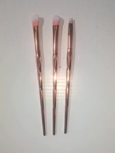 3PCS Rose Gold Small Head Eyeshadow Brushes Soft Hair Detail Makeup Brushes for Eye Blending Eyeliner Eyebrow