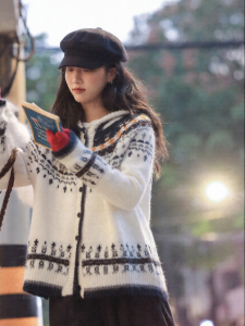 Mixd | Wool Felt Island New Year Hooded Thickened Korean Style Sweater