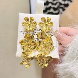 Retro Gold Flower Earrings Long Tassel Womens Exaggerated Large Dangle Clip-On Earrings Elegant Fashion Jewelry Accessories