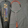 RAKET BADMINTON YONEX PAKET LENGKAP SIAP PAKAI. 