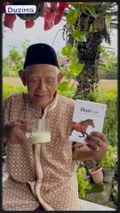 Duzi Milk Pak Sriono Susu Kambing Etawa Bubuk Rasa Original 1Kg Alami Mengatasi Asam Urat Nyeri Sendi Osteoporosis Kebas Keram Kesemutan Pengeroposan Tulang Lansia Pegel Linu Radang Asma Syaraf Kejepit Diabetes Hipertensi Rendah Laktosa 100% Original