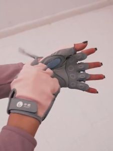 ถุงมือ ฟิตเนส ถุงมือยกน้ำหนัก Fitness Glove Sports Gloves 1 คู่ ระบายอากาศได้ดี สำหรับผู้ชายและผู้หญิง