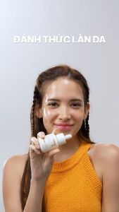 Serum Vitamin C sáng da mờ thâm mụn INNISFREE Green Tea Enzyme Brightening Serum