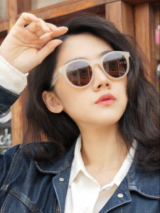 HELEN KELLER | Slimming UV Protection Brown Ladies Sunglasses
