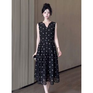 ANFEIQI | Black V-Neck Slimming Floral Maxi Dress