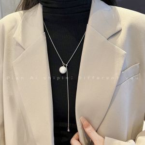 Adjustable Bright Pearl Necklace Chic Simple Design Womens High Neck Sweater Chain Lockbone Chain Luxury Minimalist Trend