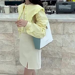 1 Pcs Womens Patchwork Leather Tote Bag Contrasting Color Shoulder Bag Pu Leather Womens Shopping Bag Casual Large Capacity
