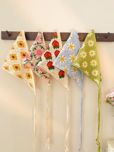 Sweet Knitted Flower Headscarf Womens French Vintage Dopaamine Triangle Turban Travel Outfit Hair Accessory Korean Style