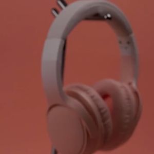 KiiP Wireless TH60 Headphone Bluetooth Wireless Headset Earphone {Free Stiker}