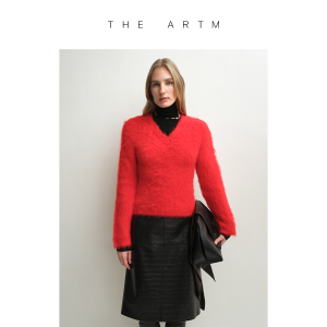 Alpaca Wool Fluffy V-Neck Womens Pullover