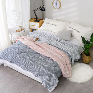 Cotton gauze towel quilt three-layer gauze washed cotton summer cool quilt blanket summer air conditioner quilt one piece is sent on behalf of others.